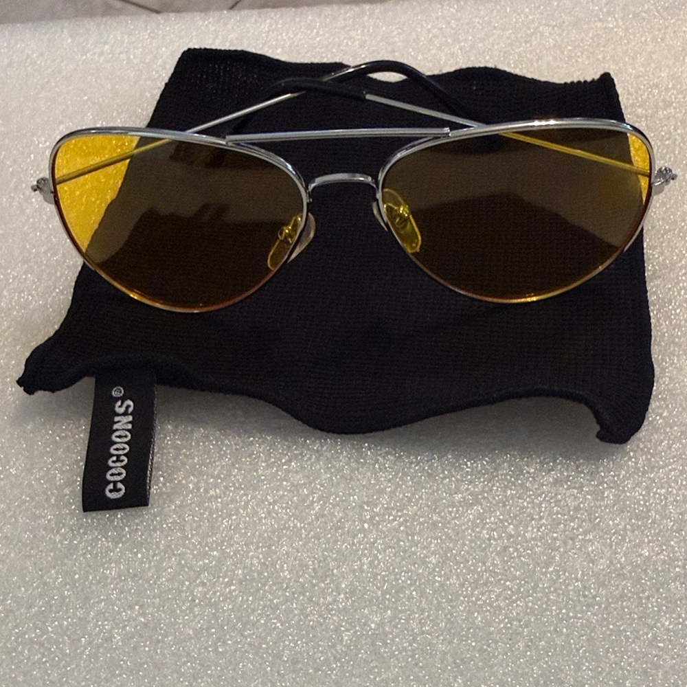 Silver Aviator Sunglasses with Yellow Lenses - Men